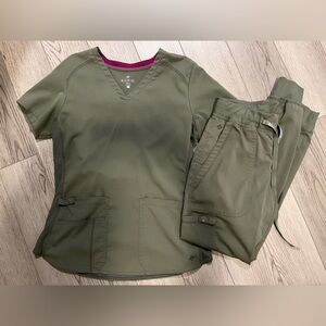 Med Couture Scrub Set